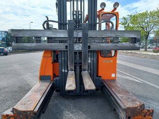 Chariot élévateur latéral multidirectionnel Hubtex DQ40G