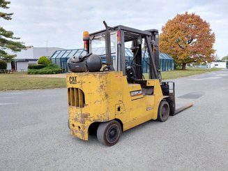Chariot élévateur frontal 4 roues Caterpillar GC55K - 13