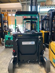 Chariot à mât rétractable Mitsubishi RB16N2HS