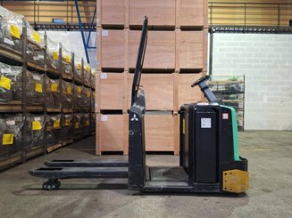 Préparateur de commandes Mitsubishi OPB20N2 - 8
