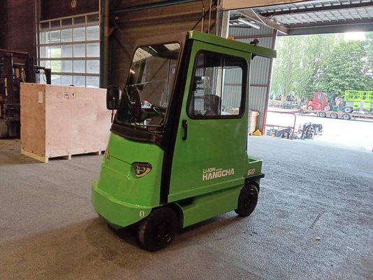 Tracteur de remorquage Hangcha QSD60-XD3-MI - 1
