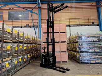 Gerbeur accompagnant Hangcha CDD16-AC1-LI - 17
