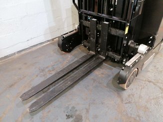 Chariot à mât rétractable Mitsubishi RB16N2HS