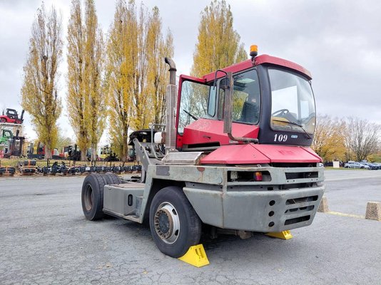 Tracteur de remorquage Terberg RT222 - 1