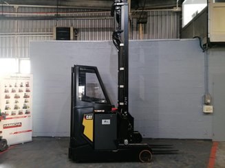 Chariot à mât rétractable Caterpillar NR20N2H - 2