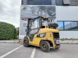 Chariot élévateur frontal 4 roues Caterpillar GP45NTD