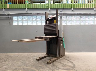 Préparateur de commandes Mitsubishi OPBL10N - 8