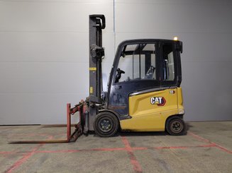 Chariot élévateur frontal 4 roues Caterpillar EP30CN - 4