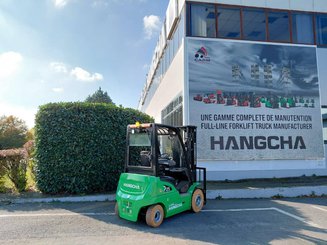 Chariot élévateur frontal 4 roues Hangcha XC25i