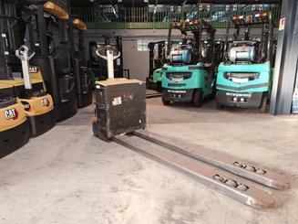 Transpalette accompagnant Caterpillar NPV20N2