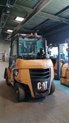 Chariot élévateur frontal 4 roues Caterpillar DP40N