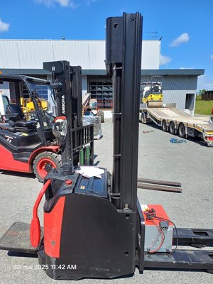 Gerbeur à plate-forme rabattable Hangcha CDD12-AZ3S-L - 1