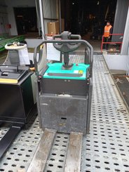 Transpalette porté debout Mitsubishi PBF25N3R MITSUBISHI