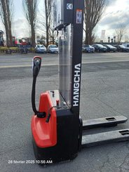 Gerbeur accompagnant Hangcha CDD12-AMC1-SZ