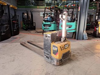 Transpalette accompagnant Caterpillar NPV20N2