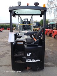 Chariot à mât rétractable Hangcha CQD18-XC5D-SI