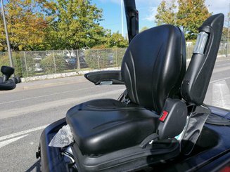 Chariot élévateur frontal 4 roues Hangcha A4W25