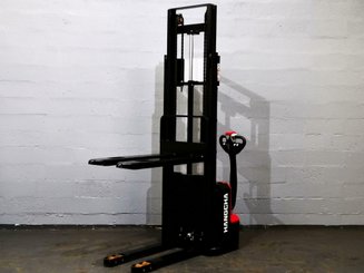 Gerbeur accompagnant Hangcha CDD10-AMC1-SZ