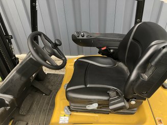 Chariot élévateur électrique Yale ERP16VT SWB