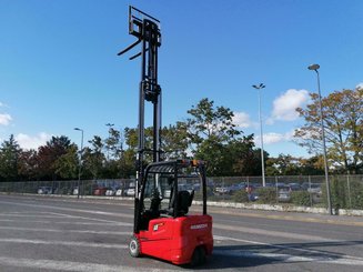 Chariot élévateur frontal 3 roues Hangcha A3W18