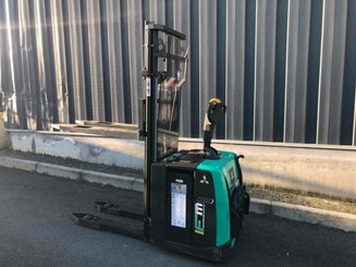 Gerbeur à plate-forme rabattable Mitsubishi SBV12P - 5