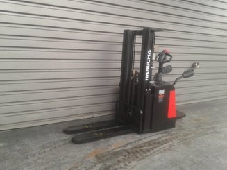 Gerbeur accompagnant Hangcha CDD16-ES