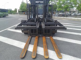 Chariot élévateur frontal 4 roues Mora M100C - 1