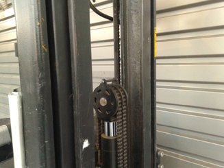 Gerbeur porté debout Caterpillar NSR20N
