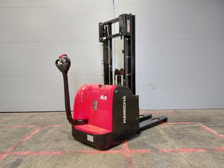 Gerbeur accompagnant Hangcha CDD16-AC1-L - 1