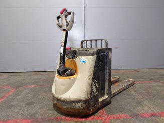 Transpalette accompagnant Crown WP3080 - 3