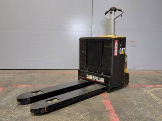 Transpalette accompagnant Caterpillar NPP20N2E