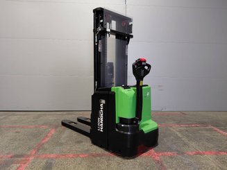 Gerbeur accompagnant Hangcha CDD12-XT1-SiL