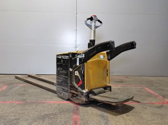 Transpalette accompagnant Caterpillar NPV20N2