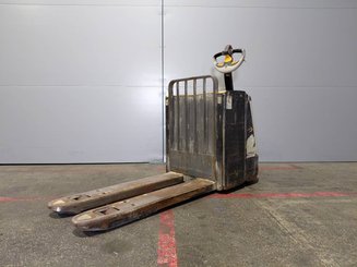 Transpalette accompagnant Crown WP3080 - 1