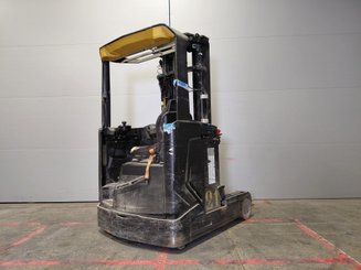 Chariot à mât rétractable Caterpillar NR16N2