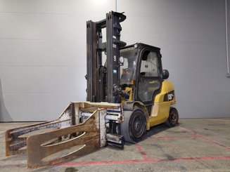 Chariot élévateur frontal 4 roues Caterpillar GP45NTD
