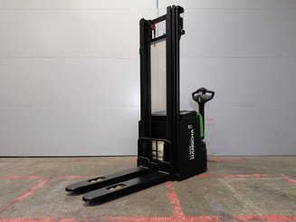 Gerbeur accompagnant Hangcha CDD16-XT1-SIL
