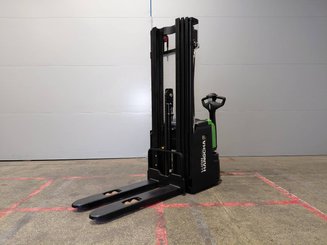 Gerbeur accompagnant Hangcha CDD14-XT1-SI  - 3