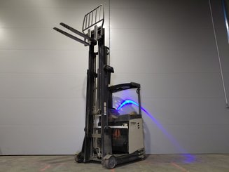 Chariot à mât rétractable Crown ESR 5260