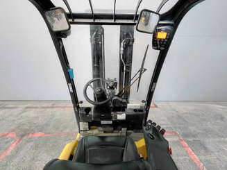 Chariot élévateur frontal 4 roues Yale ERP20