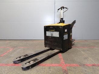 Transpalette porté debout Caterpillar NPV20N2
