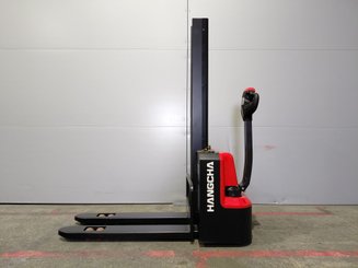 Gerbeur accompagnant Hangcha CDD12-AMC2 