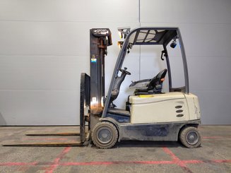 Chariot élévateur frontal 4 roues Crown SCF6040-18 - 4