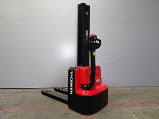 Gerbeur accompagnant Hangcha CDD12-AMC2 