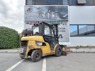 Chariot élévateur frontal 4 roues Caterpillar GP45NTD - 3