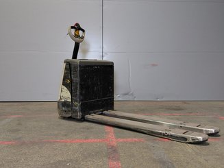 Transpalette accompagnant Crown WP3020-2.0 - 1