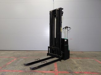 Gerbeur Mitsubishi SBP12N2