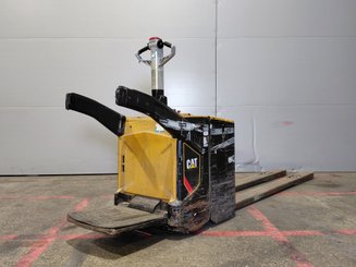Transpalette accompagnant Caterpillar NPV20N2