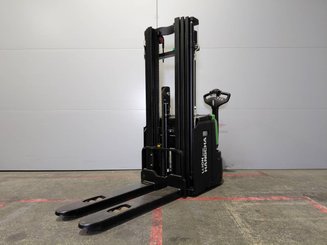 Gerbeur accompagnant Hangcha CDD16-XT1-SIL - 3