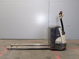 Transpalette accompagnant Crown WP3020-2.0 - 5